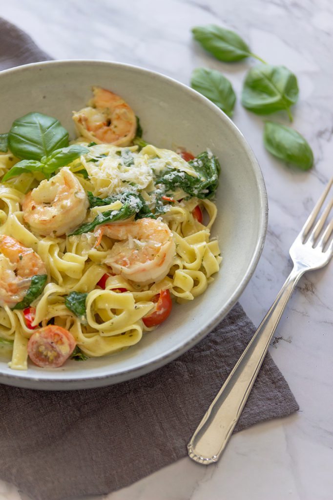 Pasta met garnalen en spinazie