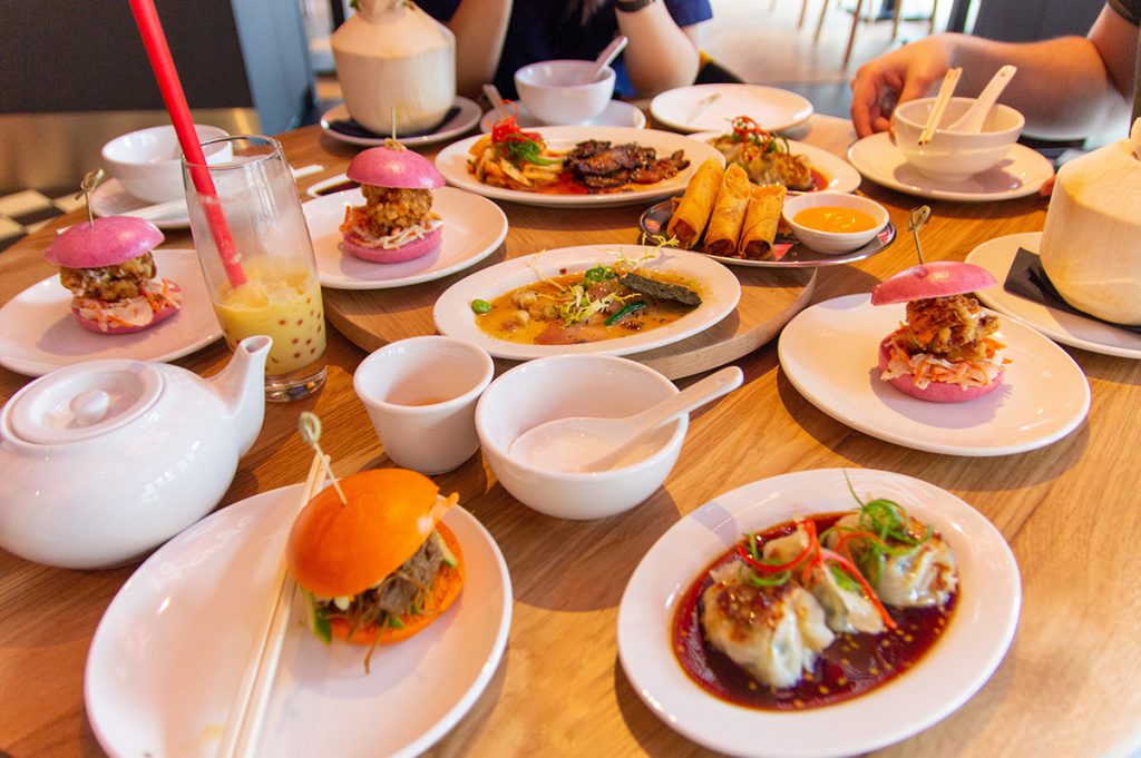 Review: Happyhappyjoyjoy ZuidAs in Amsterdam